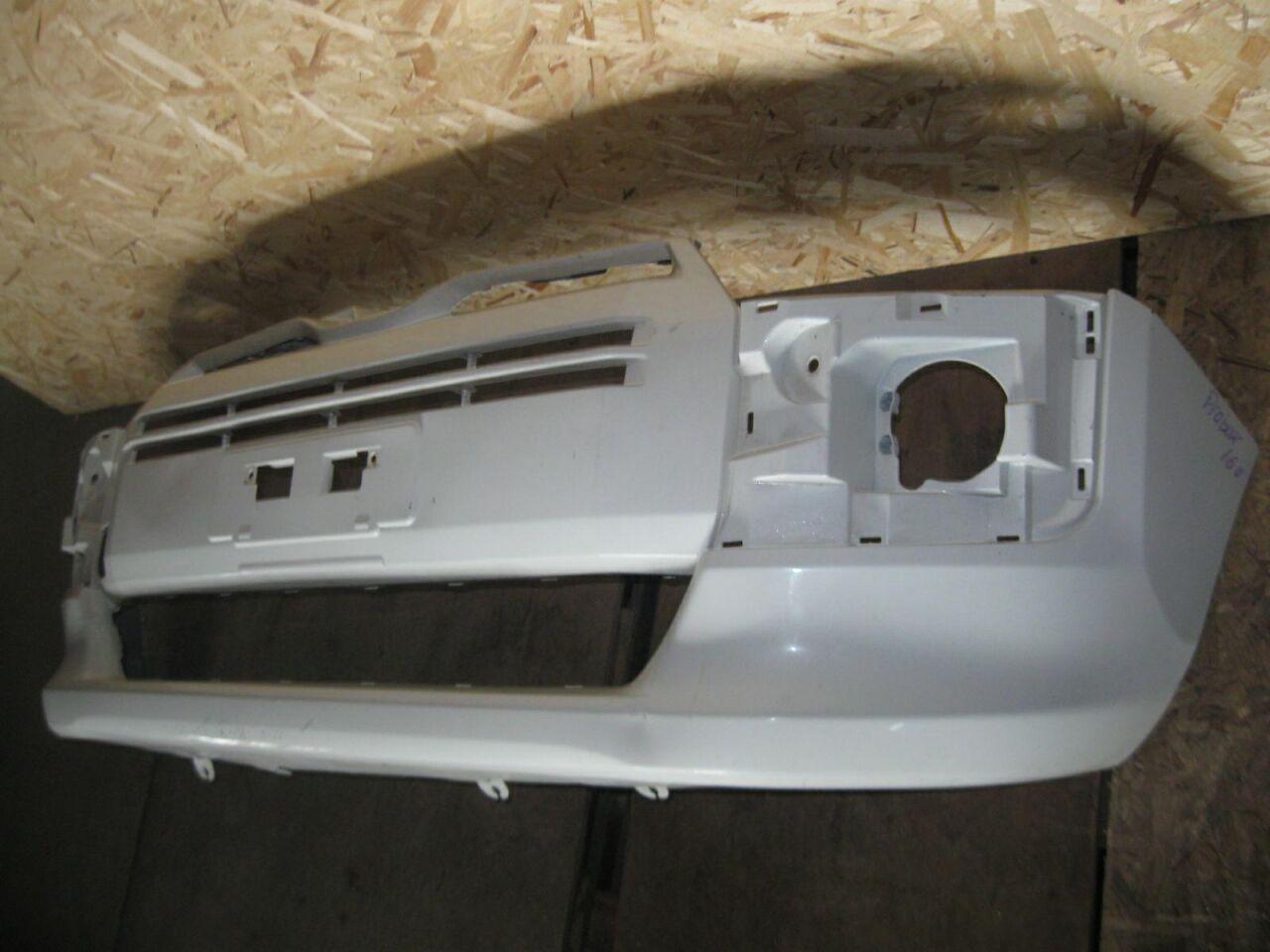 Бампер передний TOYOTA PROBOX NCP160 3 ракурс