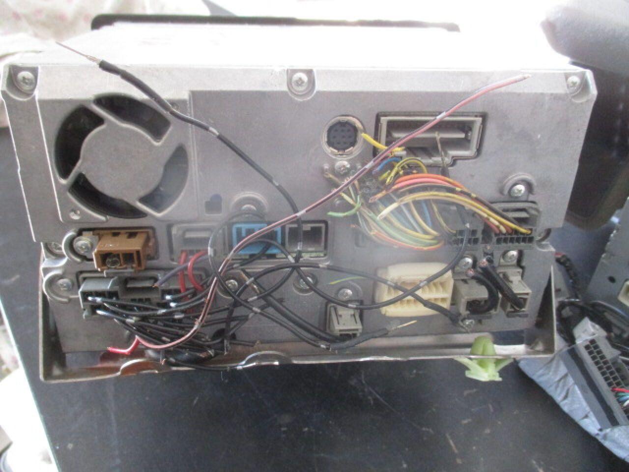 Магнитофон MITSUBISHI GALANT FORTIS CY3A CY4A CY6A - 3 ракурс