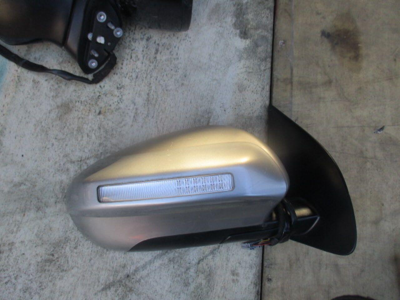 Зеркало правое NISSAN DUALIS KNJ10 J10 KJ10 - 1 ракурс