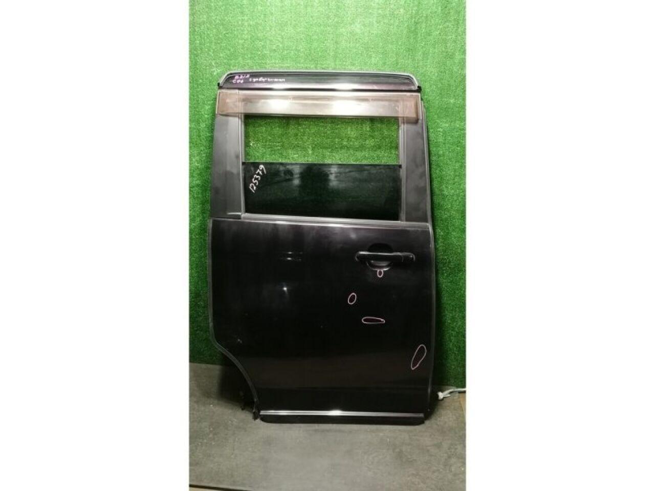 Дверь правая задняя NISSAN DAYZ ROOX B21A 1 ракурс