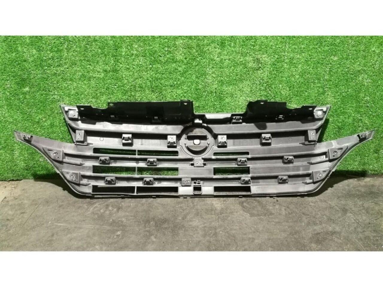 Решетка радиатора NISSAN DAYZ ROOX B21A 2 ракурс