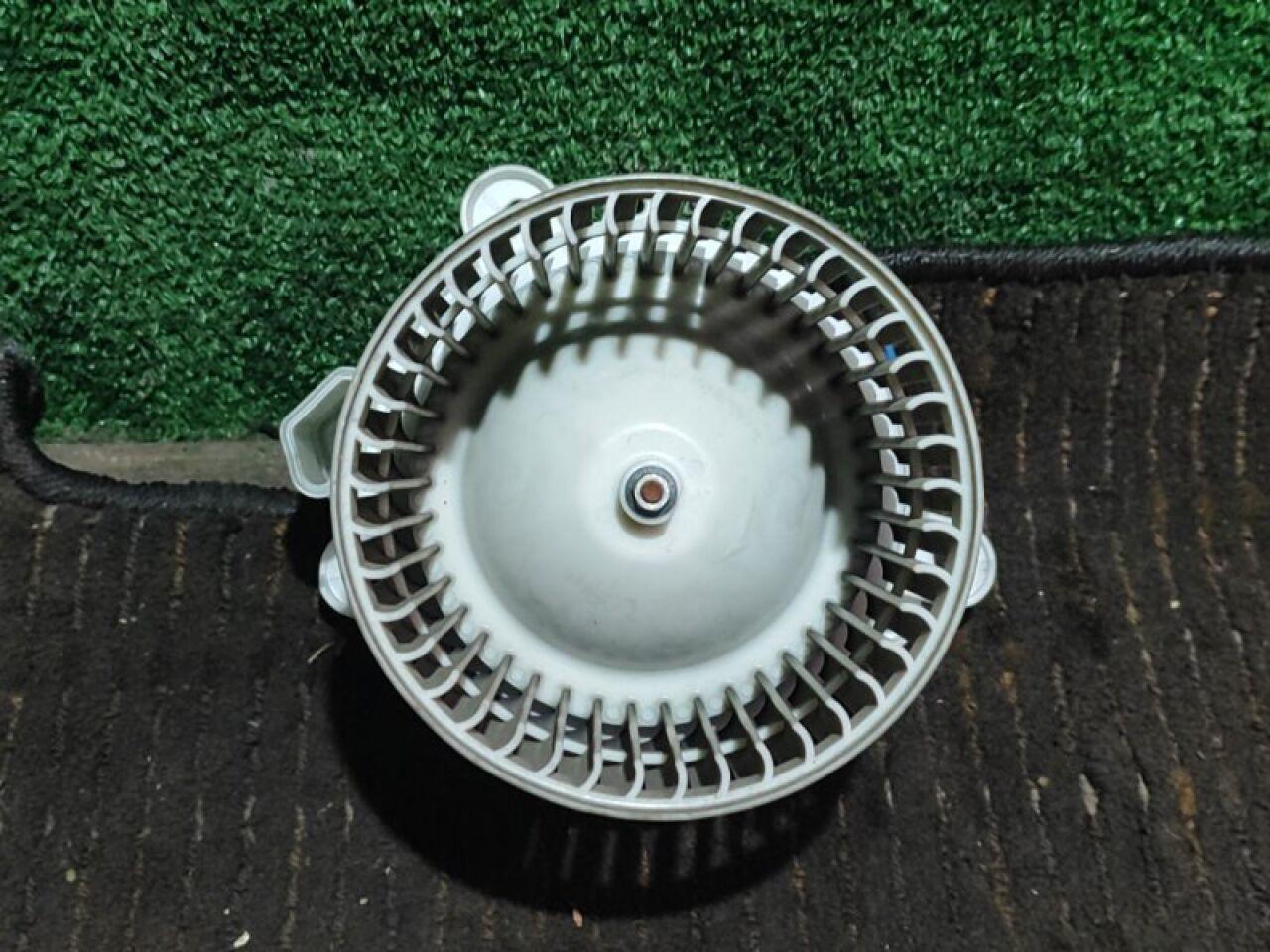 Мотор печки NISSAN DAYZ ROOX B21A 3 ракурс