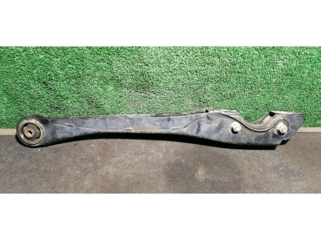 Рычаг левый задний NISSAN DAYZ ROOX B21A 2 ракурс