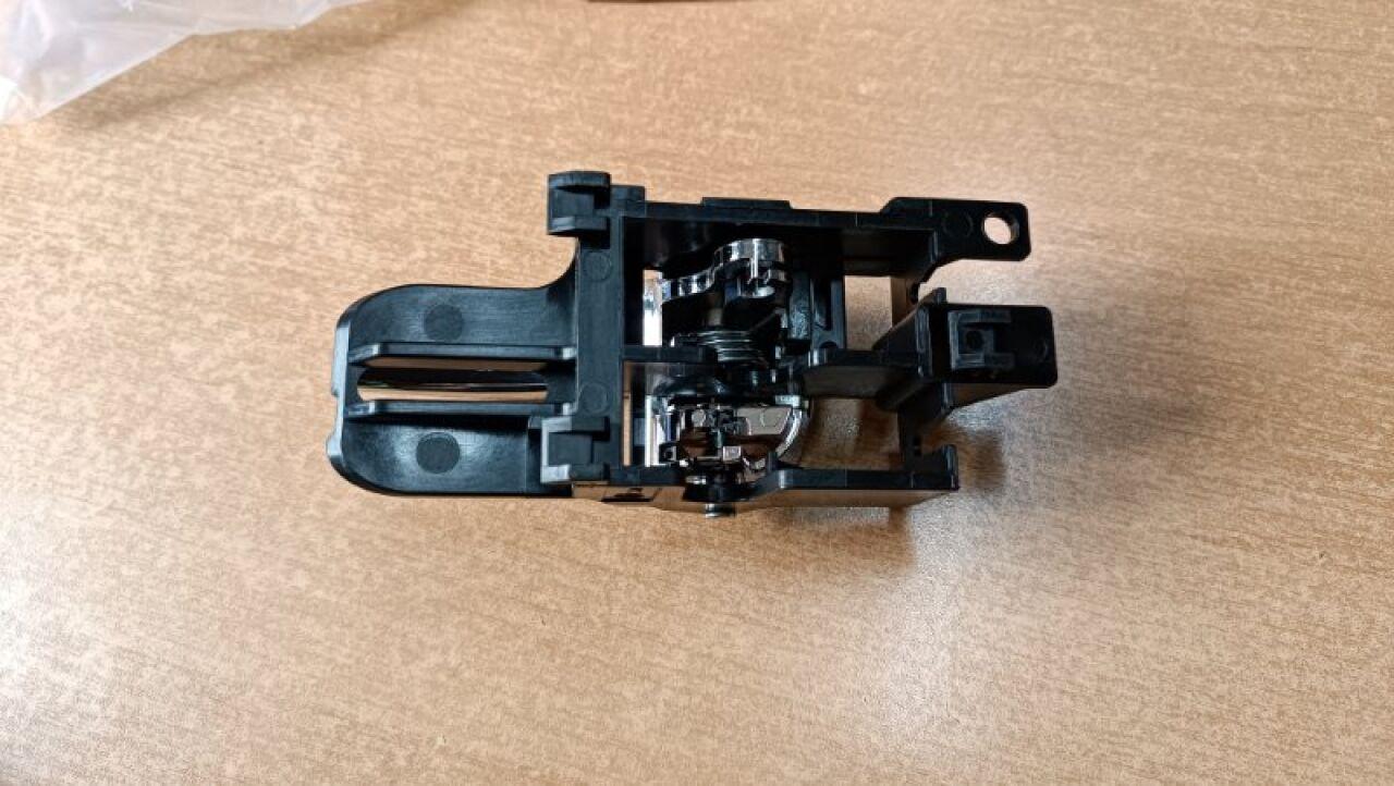 Ручка двери правая NISSAN DUALIS J10, KJ10, KNJ10, NJ10 MR20DE 80670JD00B 4 ракурс