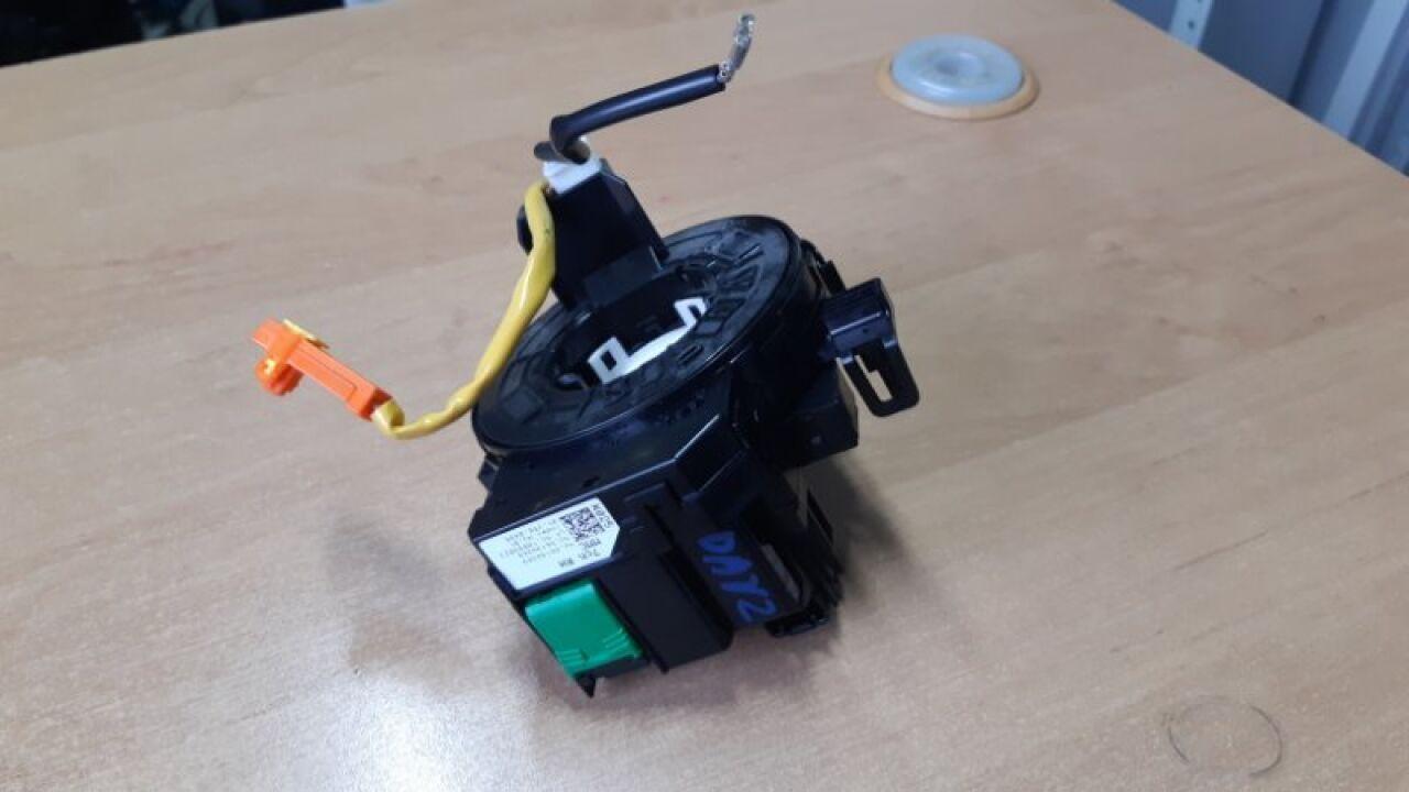 Шлейф-лента air bag NISSAN DAYZ ROOX B21A 3B20 8651А186 1 ракурс