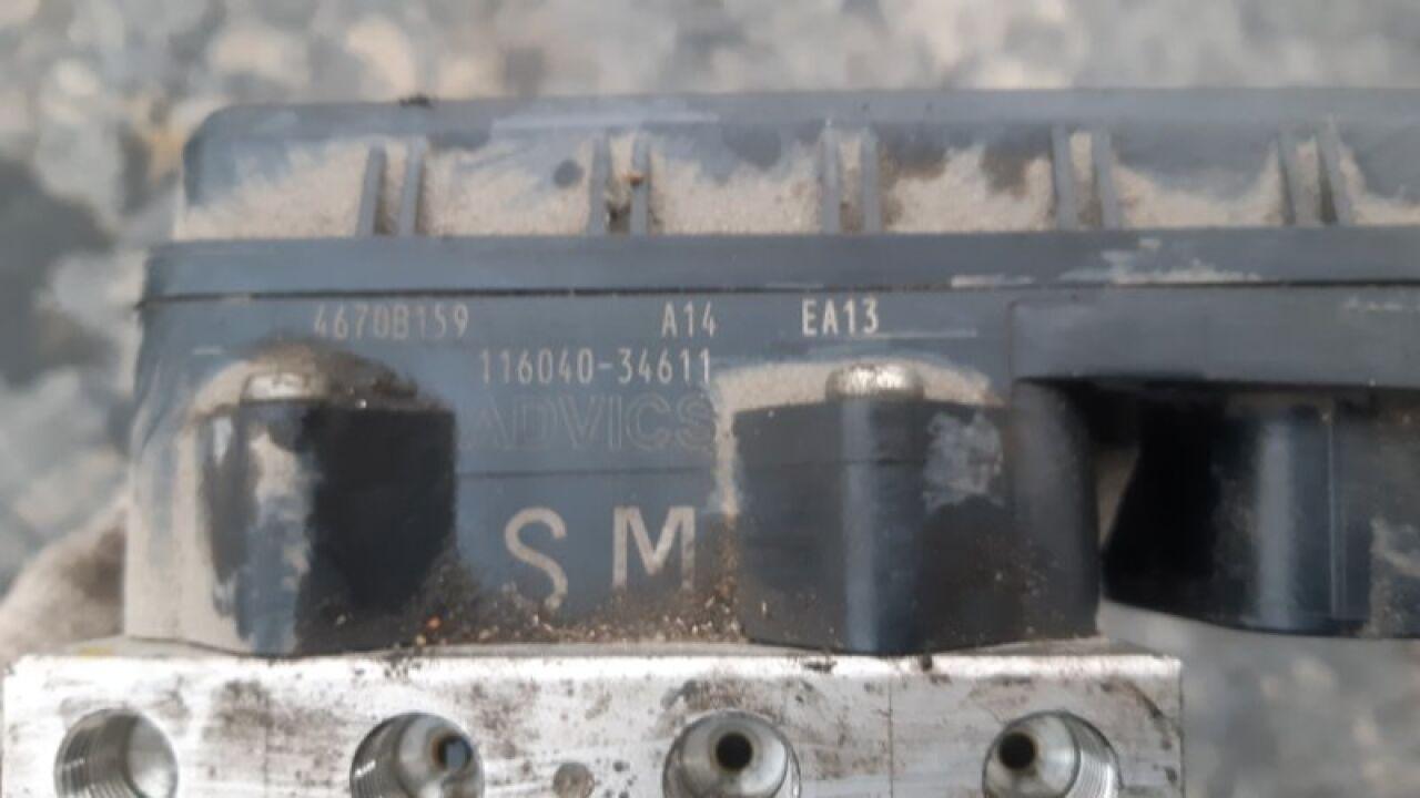 Блок abs NISSAN DAYZ ROOX B21A 3B20 116040-34611 3 ракурс