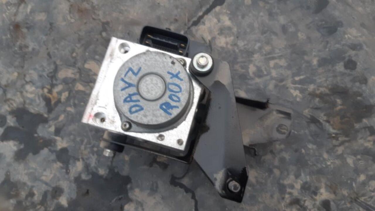 Блок abs NISSAN DAYZ ROOX B21A 3B20 116040-34611 4 ракурс