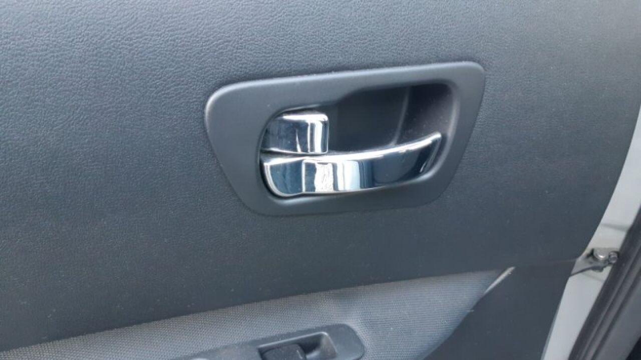 Ручка двери левая задняя NISSAN DUALIS J10, KJ10, KNJ10, NJ10 MR20DE 80671JD00D 1 ракурс