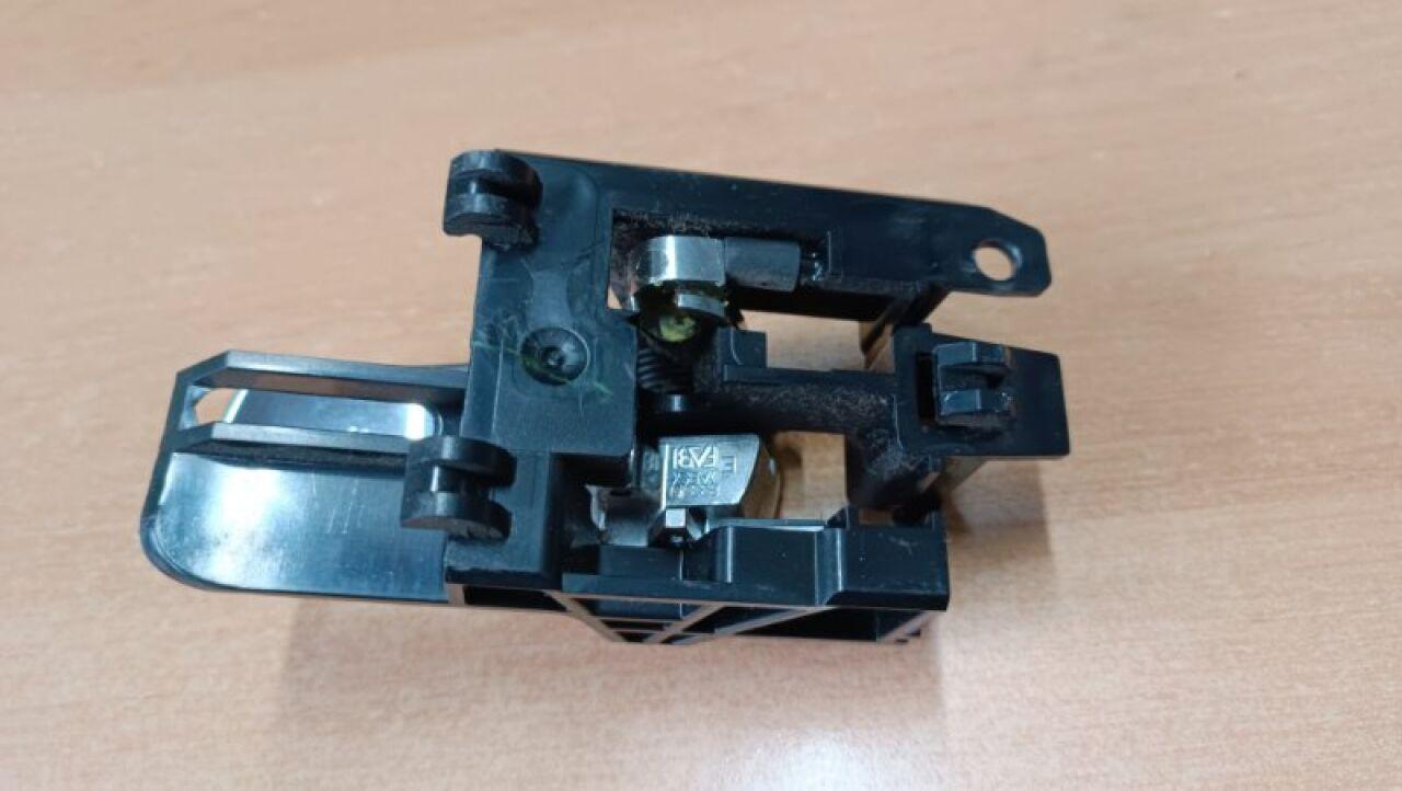 Ручка двери правая передняя NISSAN DUALIS KNJ10, NJ10, J10, KJ10 MR20DE 80670JD00B 4 ракурс