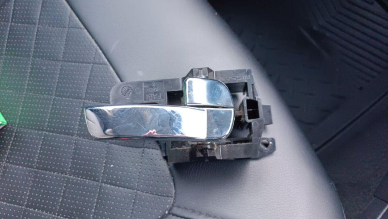 Ручка двери правая передняя NISSAN DUALIS KNJ10, NJ10, J10, KJ10 MR20DE 80670JD00B 5 ракурс