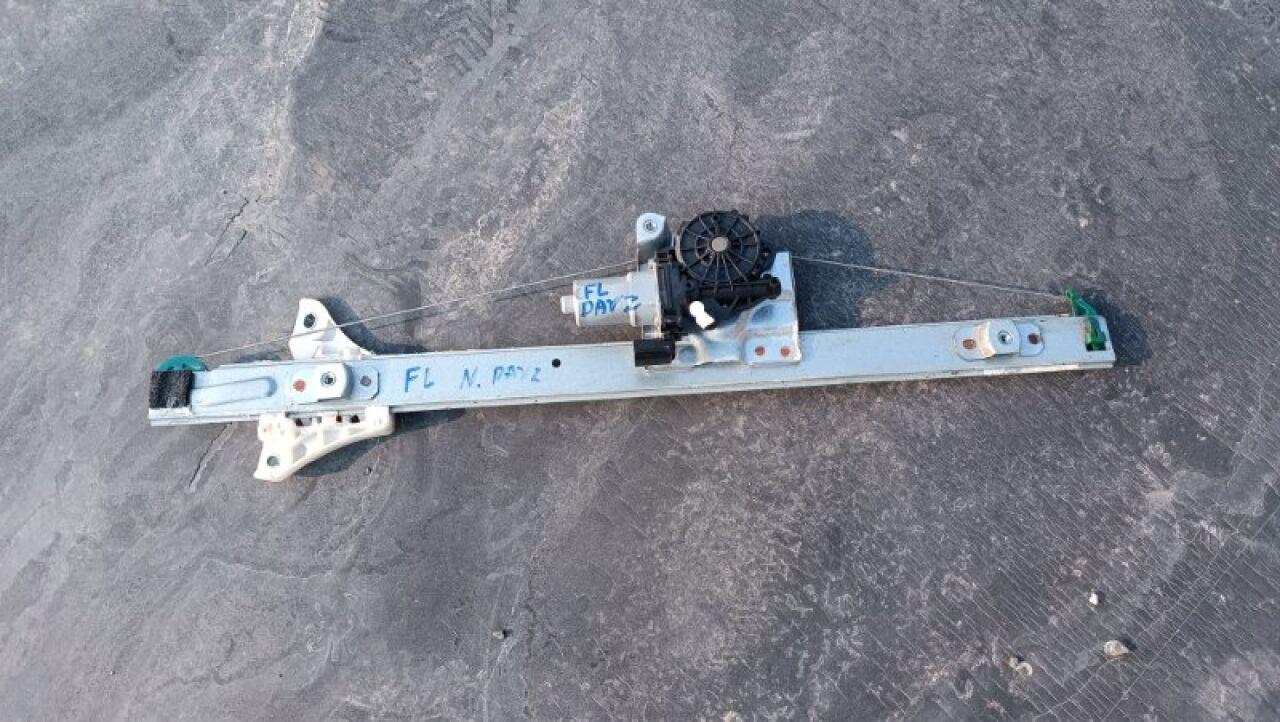 Стеклоподъемник левый передний NISSAN DAYZ ROOX B21A 3B20 1 ракурс