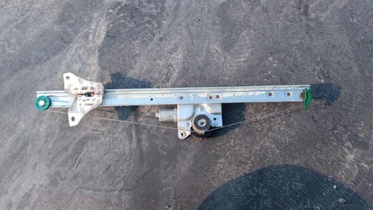 Стеклоподъемник левый передний NISSAN DAYZ ROOX B21A 3B20 3 ракурс