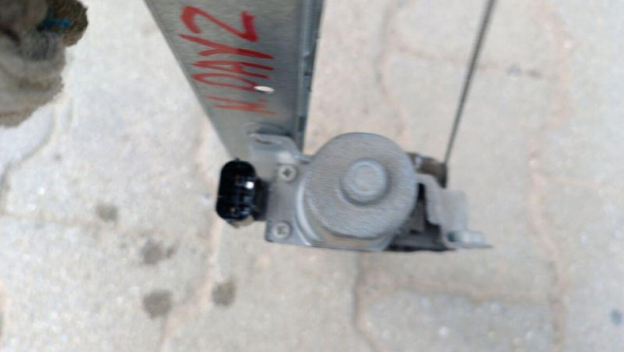 Стеклоподъемник левый задний NISSAN DAYZ ROOX B21A 3B20 3 ракурс