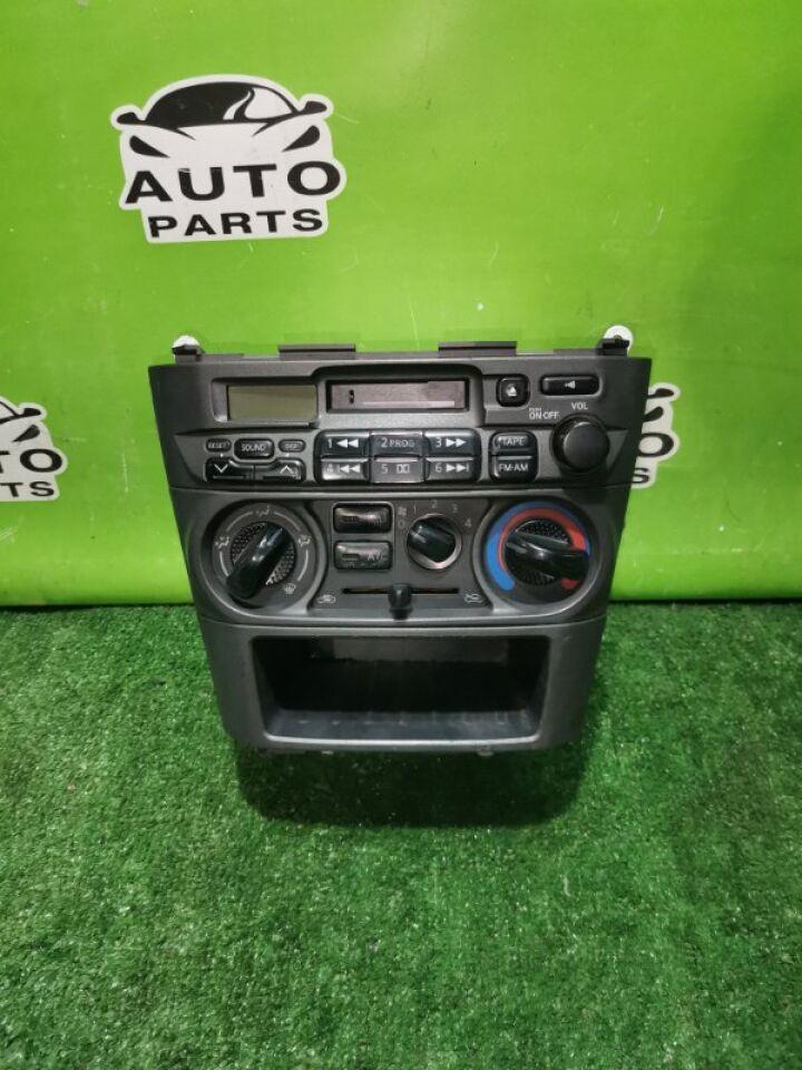 Климат-контроль NISSAN SUNNY FB15 QG15DE 1 ракурс Климат-контроль NISSAN SUNNY FB15 QG15DE 1 ракурс