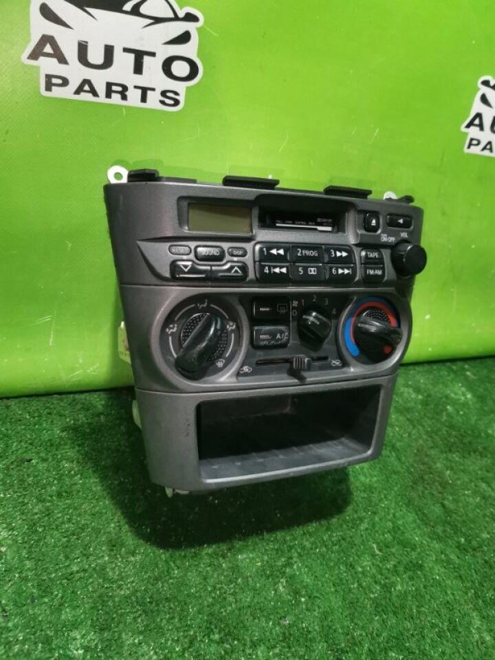 Климат-контроль NISSAN SUNNY FB15 QG15DE 2 ракурс Климат-контроль NISSAN SUNNY FB15 QG15DE 2 ракурс