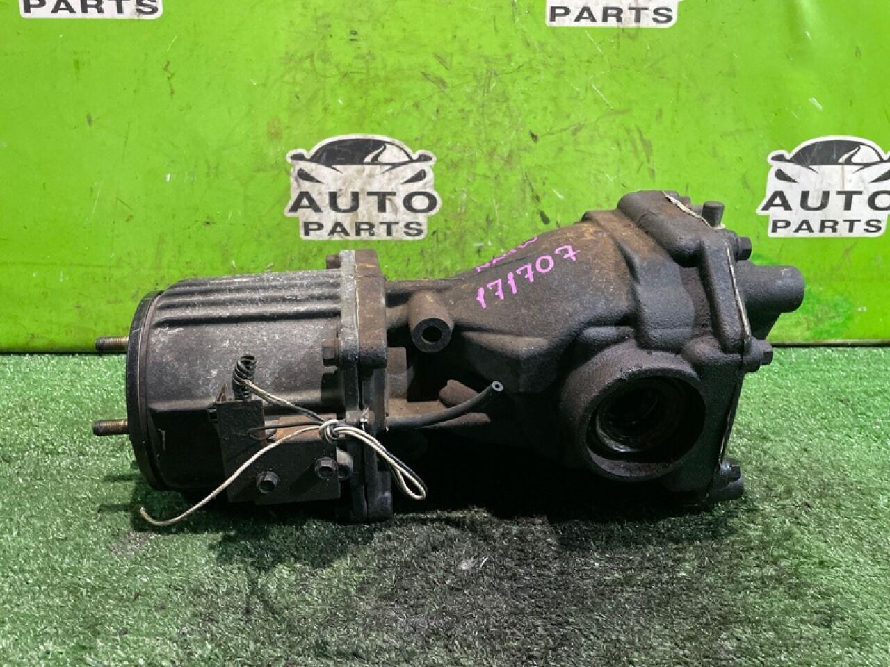 Редуктор задний MITSUBISHI GRANDIS NA4W 4G69 MN161075 2 ракурс