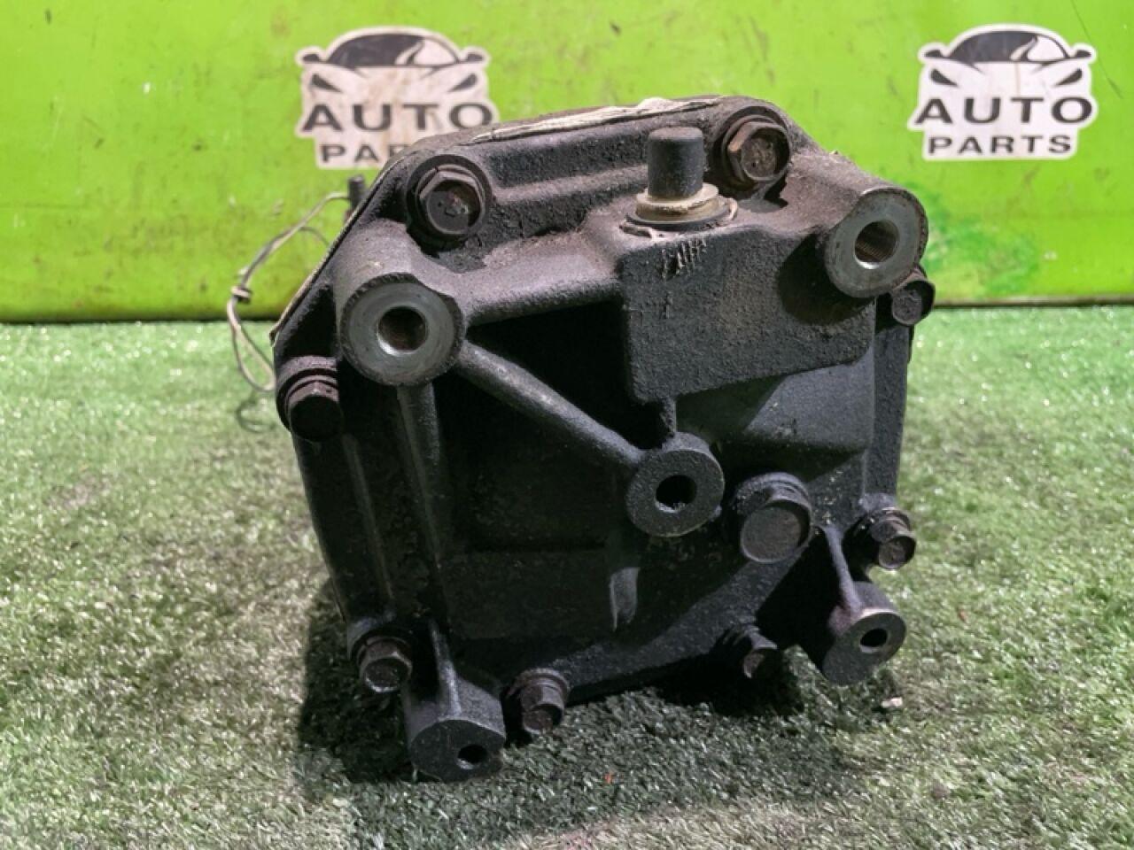 Редуктор задний MITSUBISHI GRANDIS NA4W 4G69 MN161075 3 ракурс