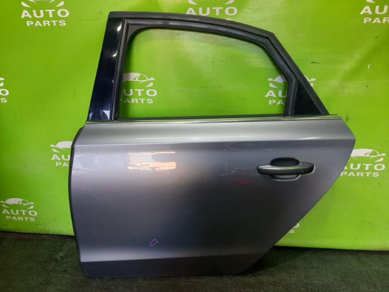Дверь левая задняя AUDI A8 4H2 CDRA 1 ракурс Дверь левая задняя AUDI A8 4H2 CDRA 1 ракурс