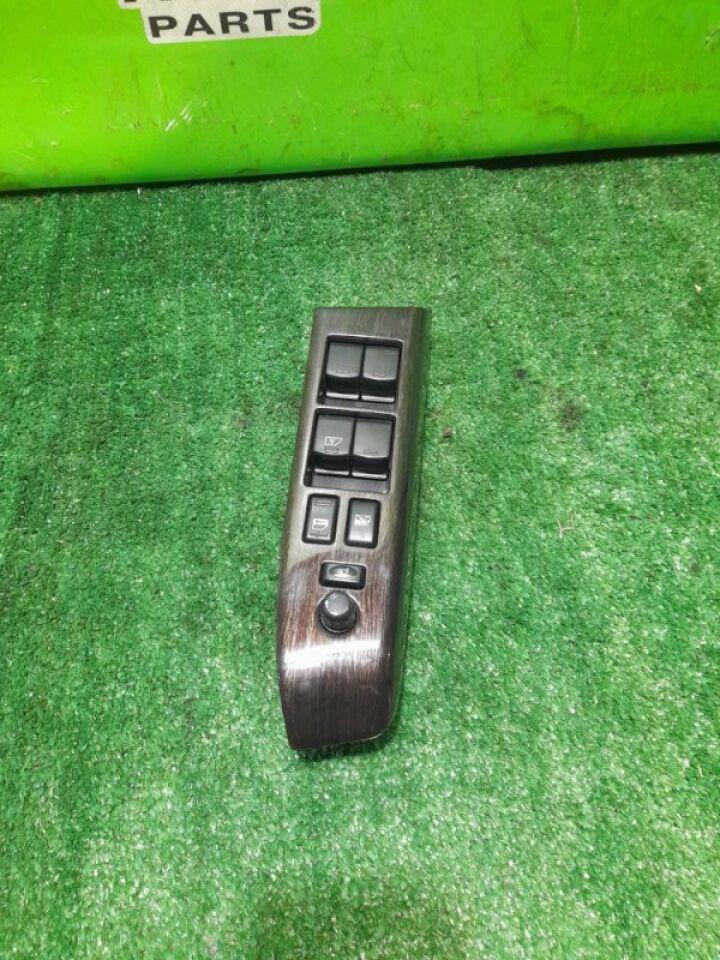 Блок упр. стеклоподьемниками правый передний NISSAN ELGRAND TE52 QR25DE 1 ракурс