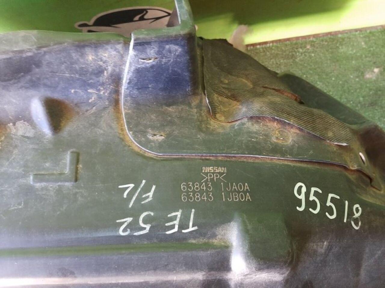 Подкрылок левый передний NISSAN ELGRAND TE52 QR25DE 63843 1JA0A, 63845 1JB0A 3 ракурс