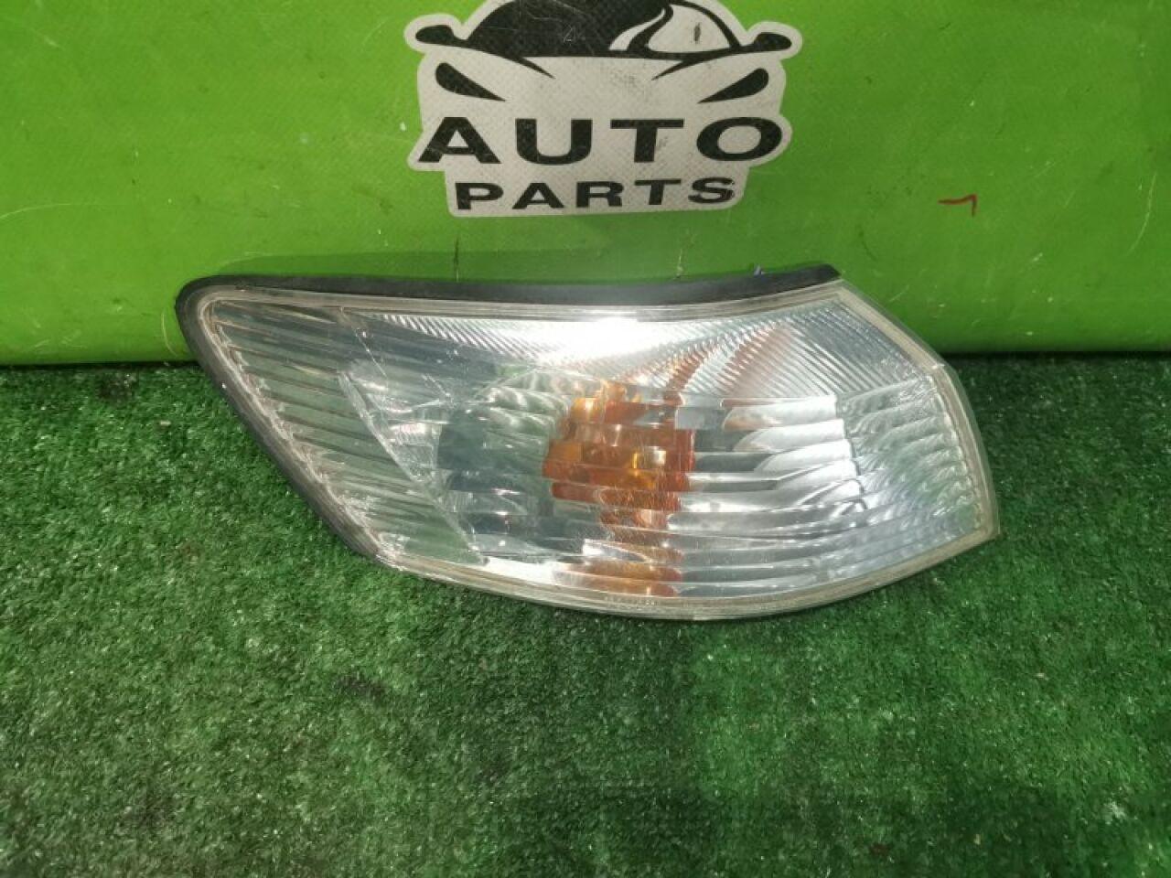 Габарит правый передний TOYOTA MARK II WAGON QUALIS MCV21 2MZFE 33-36 4 ракурс