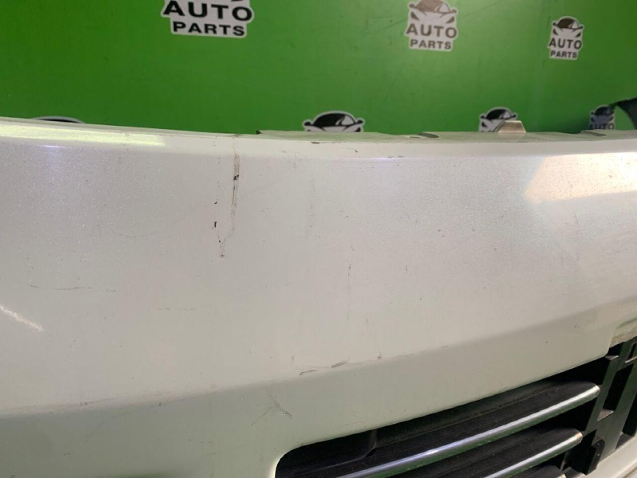 Бампер передний NISSAN ELGRAND E51 VQ35DE 5 ракурс