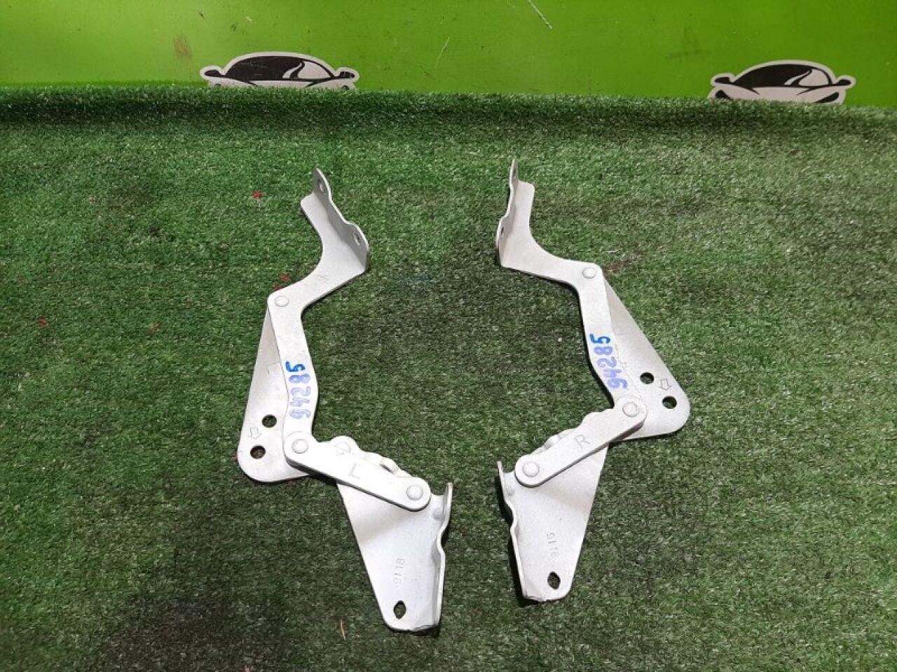 Петля капота передняя MITSUBISHI I-MIEV HA3W Y4F1 1 ракурс