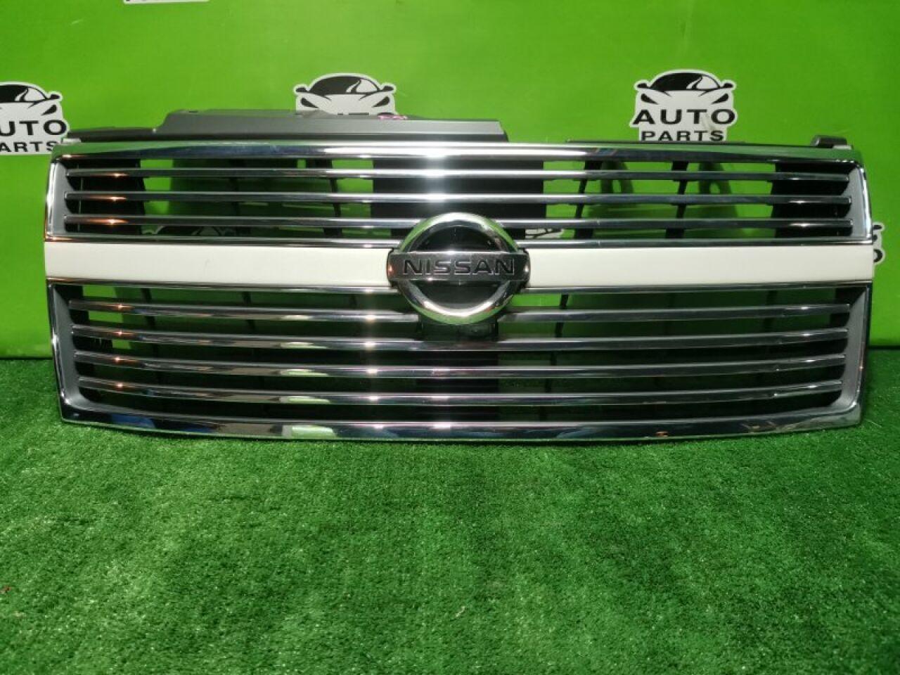 Решетка радиатора NISSAN ELGRAND E51 VQ25DE 62310-WB40AB 1 ракурс