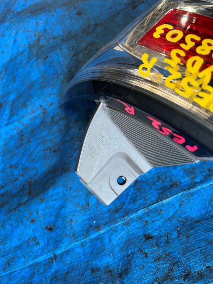 Стоп-сигнал правый NISSAN ELGRAND PE52 P8503 3 ракурс