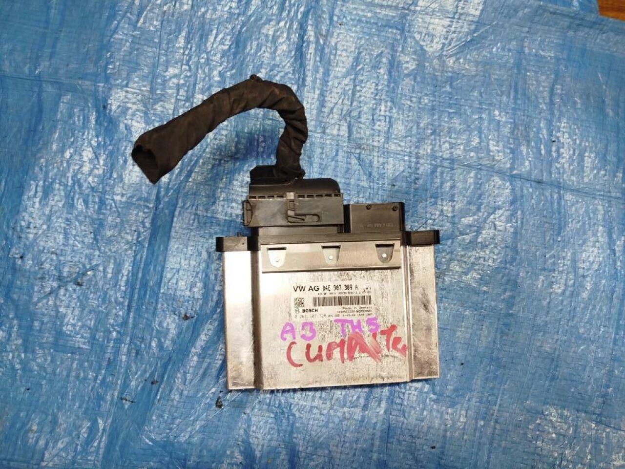 Блок efi AUDI A3 8V CXS 04E907309A 1 ракурс