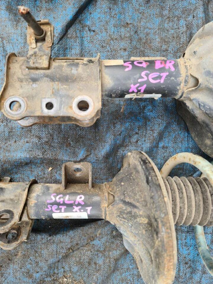Стойка передняя MAZDA BONGO FRIENDEE SGLR SET 5 ракурс