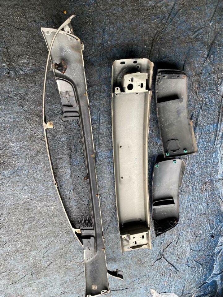 Бампер передний TOYOTA PROBOX NCP59 SET 5 4 ракурс