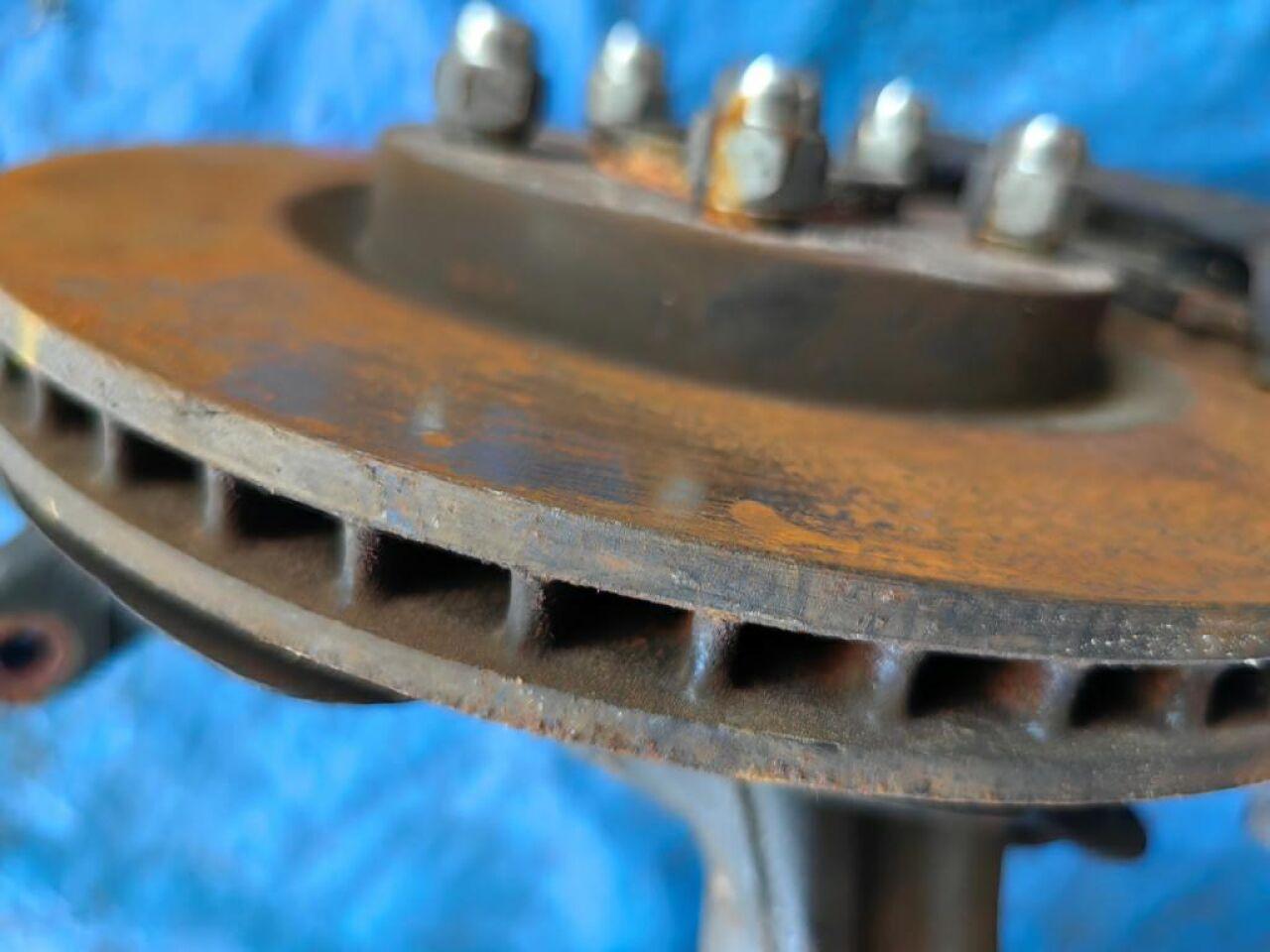 Ступица левая передняя NISSAN DUALIS NJ10 MR20 4 ракурс