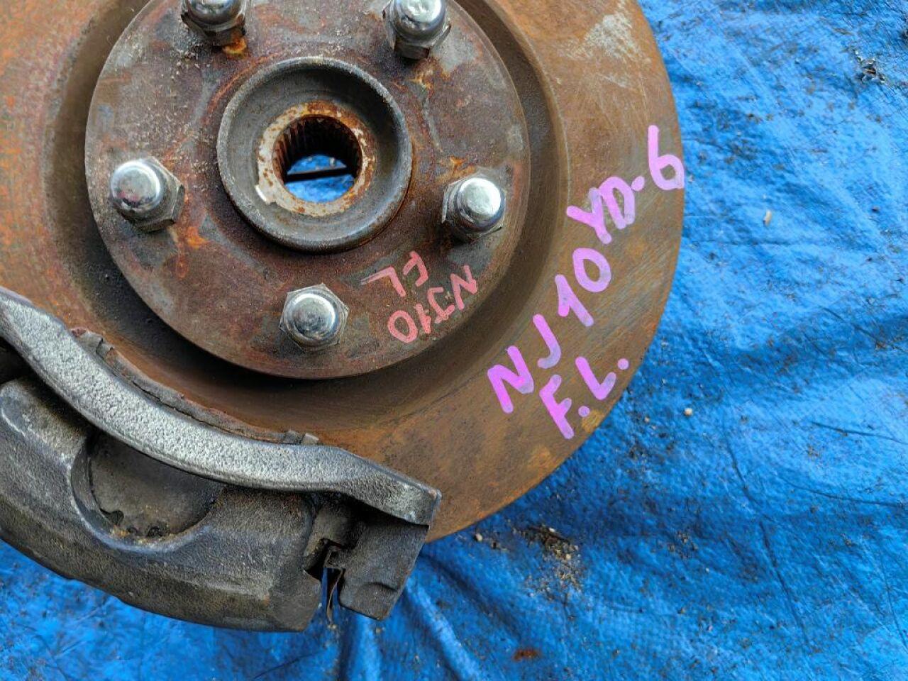 Ступица левая передняя NISSAN DUALIS NJ10 MR20 5 ракурс