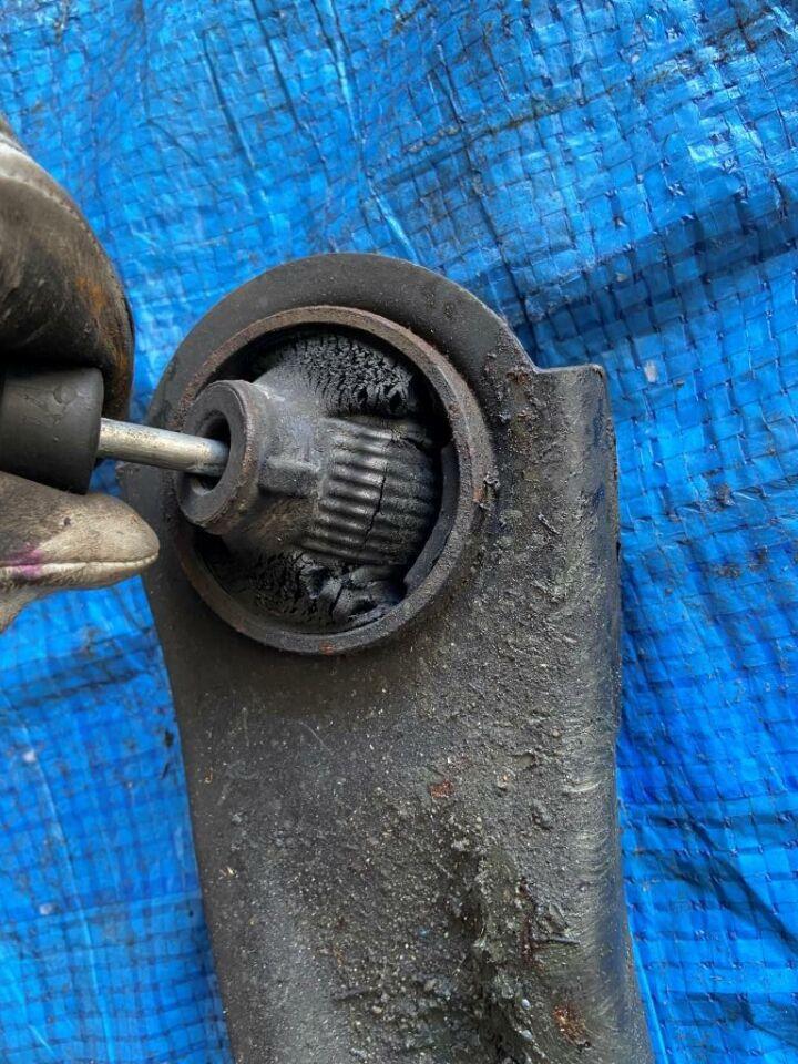 Рычаг левый передний нижний NISSAN DUALIS NJ10 MR20 4 ракурс