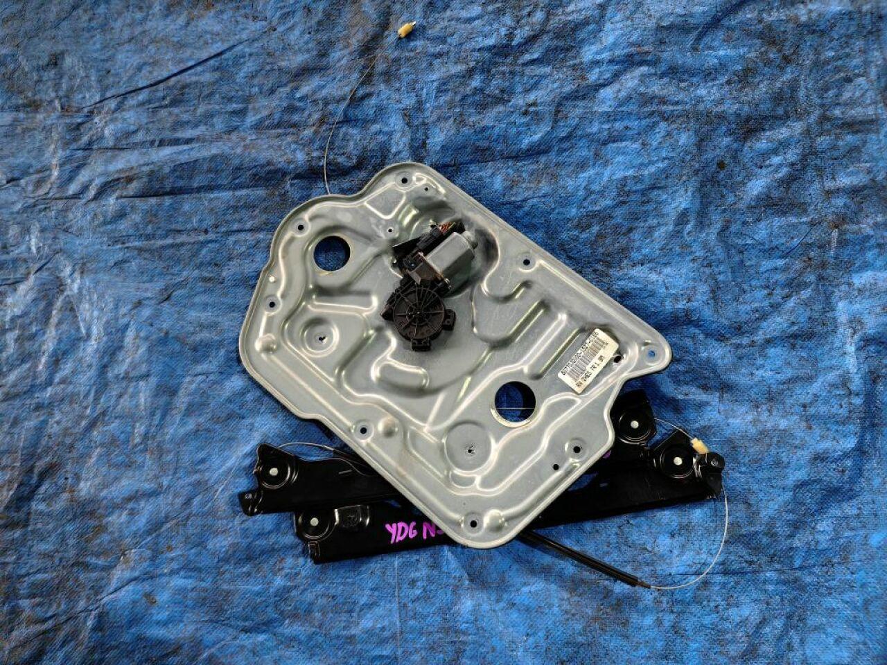 Стеклоподъемник правый передний NISSAN DUALIS NJ10 80770JD000 2 ракурс Стеклоподъемник правый передний NISSAN DUALIS NJ10 80770JD000 2 ракурс