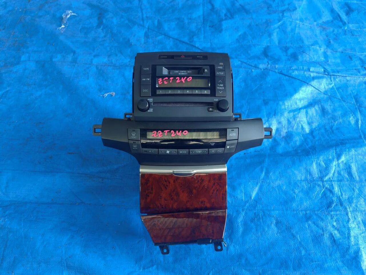 Климат-контроль TOYOTA PREMIO ZZT240 86456-20020 1 ракурс Климат-контроль TOYOTA PREMIO ZZT240 86456-20020 1 ракурс