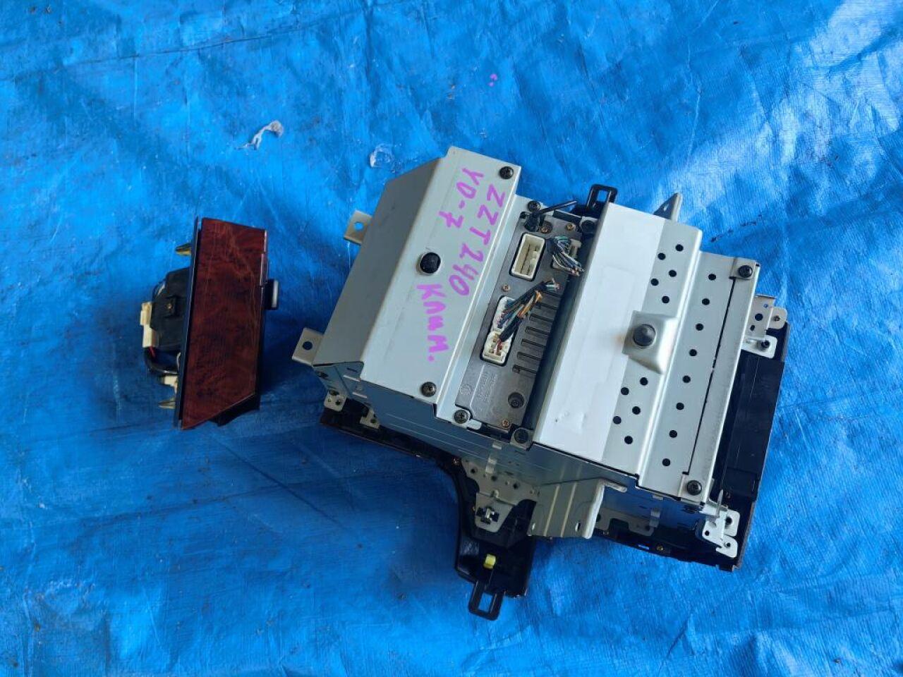 Климат-контроль TOYOTA PREMIO ZZT240 86456-20020 5 ракурс Климат-контроль TOYOTA PREMIO ZZT240 86456-20020 5 ракурс