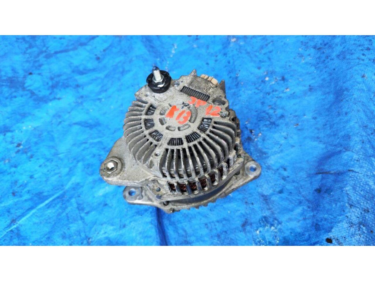 Генератор NISSAN MARCH K13 HR12 231001HZ1A 3 ракурс