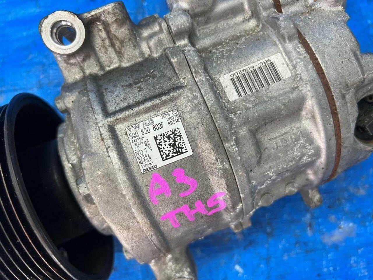 Компрессор кондиционера AUDI A3 8V CXS 5Q0820803 5 ракурс