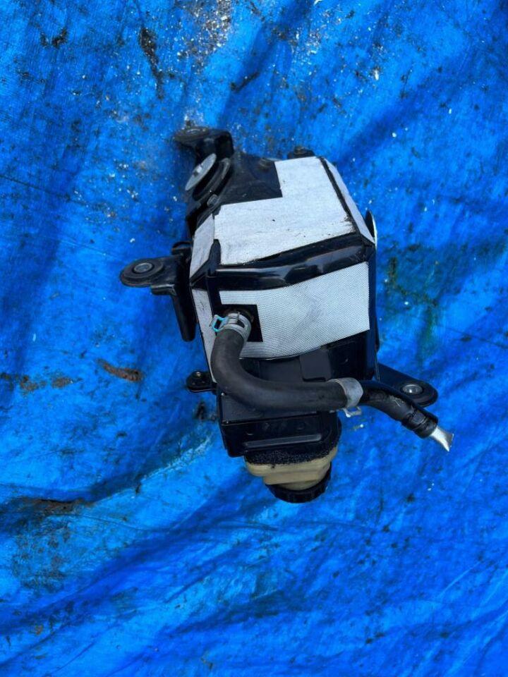 Блок abs NISSAN ELGRAND PE52 VQ35DE 0827553 3 ракурс