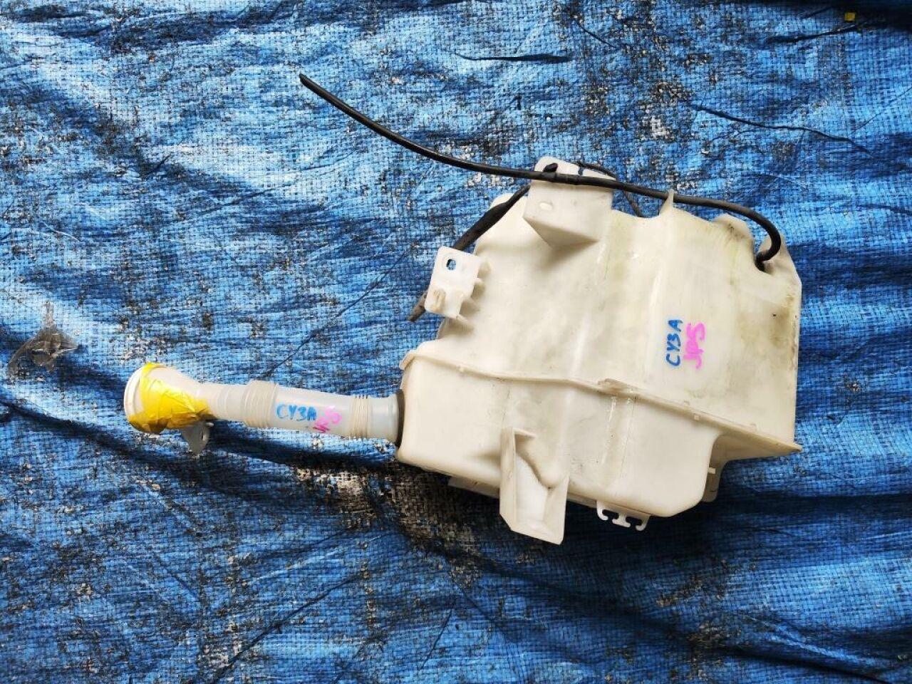 Бачок стеклоомывателя MITSUBISHI GALANT FORTIS CY3A 1 ракурс