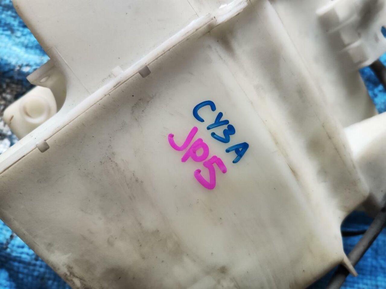 Бачок стеклоомывателя MITSUBISHI GALANT FORTIS CY3A 3 ракурс