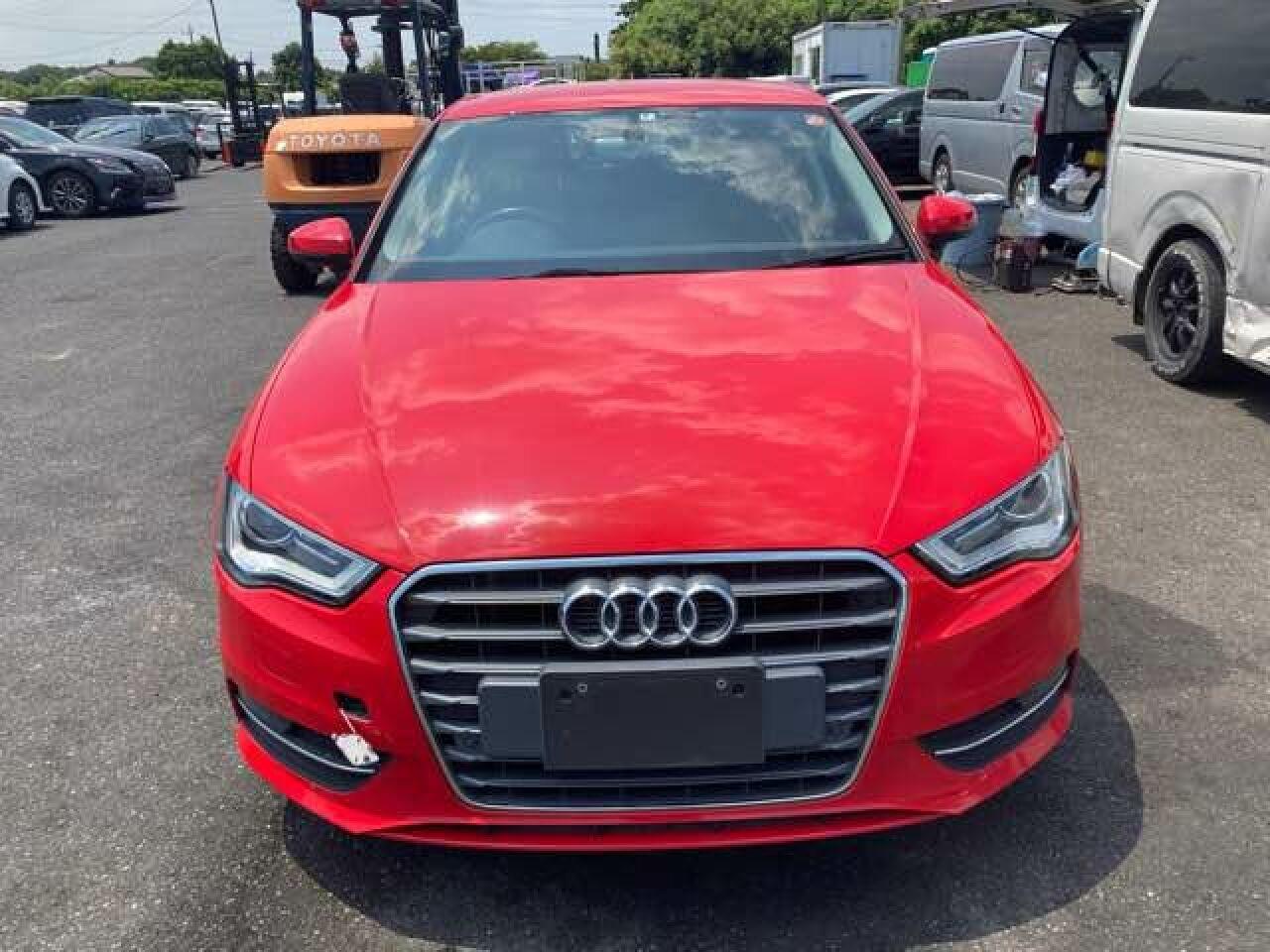 Защита двигателя AUDI A3 8V CXS 5Q0825236 4 ракурс Защита двигателя AUDI A3 8V CXS 5Q0825236 4 ракурс