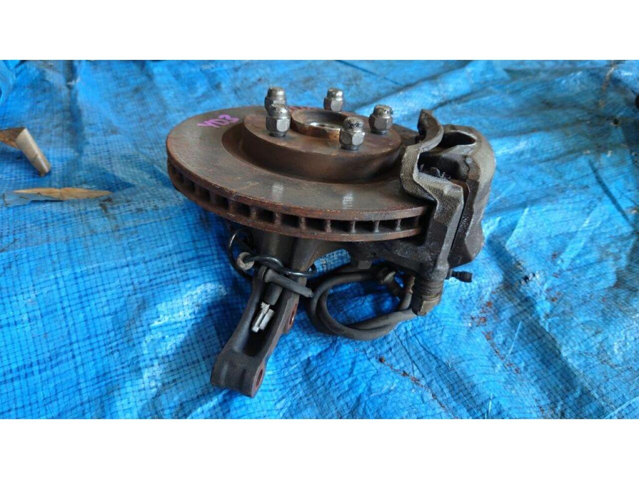 Ступица левая передняя NISSAN DUALIS NJ10 MR20 2 ракурс