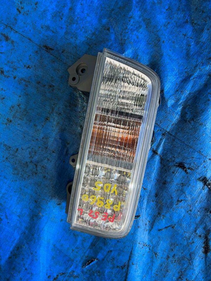 Стоп-сигнал левый NISSAN ELGRAND PE52 P8960 1 ракурс