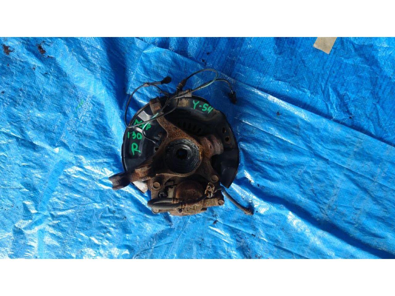Ступица правая передняя TOYOTA VITZ NSP130 1NR 4 ракурс