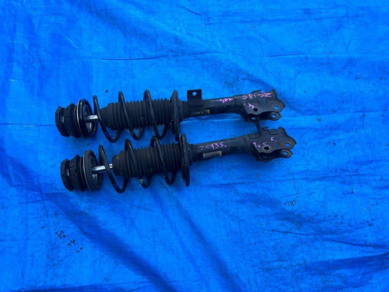 Стойка передняя SUZUKI SWIFT ZC13S K10C PARA 2 ракурс