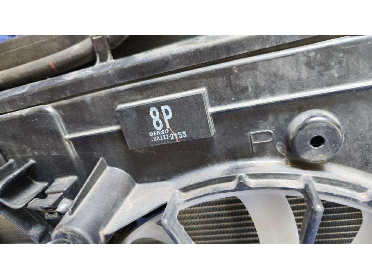 Радиатор основной TOYOTA PRIUS ALPHA ZVW41 2ZR SET 4 ракурс