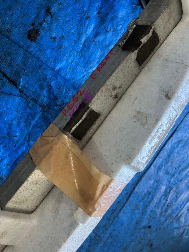 Жесткость бампера передняя NISSAN ELGRAND PE52 5 ракурс Жесткость бампера передняя NISSAN ELGRAND PE52 5 ракурс